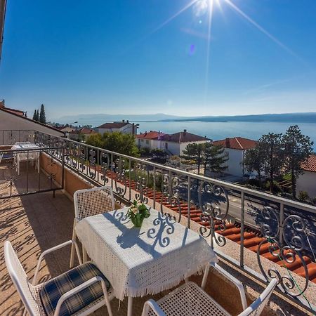 Apartman Ellen 3 Crikvenica Exteriör bild